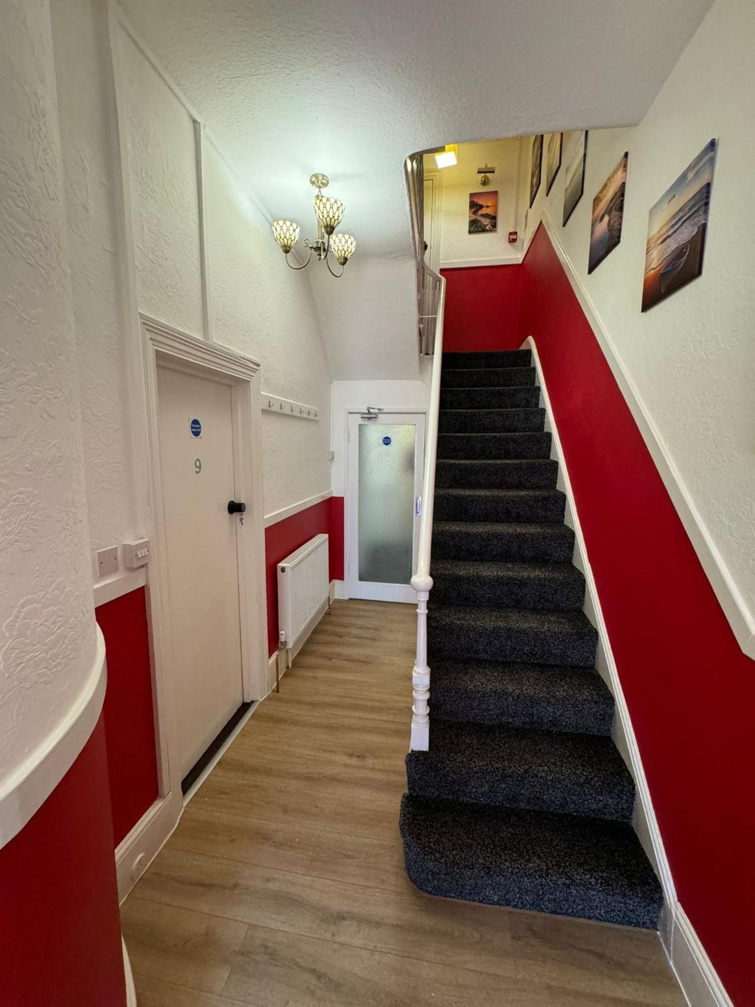 The Paradise Guest House Great Yarmouth Exterior photo