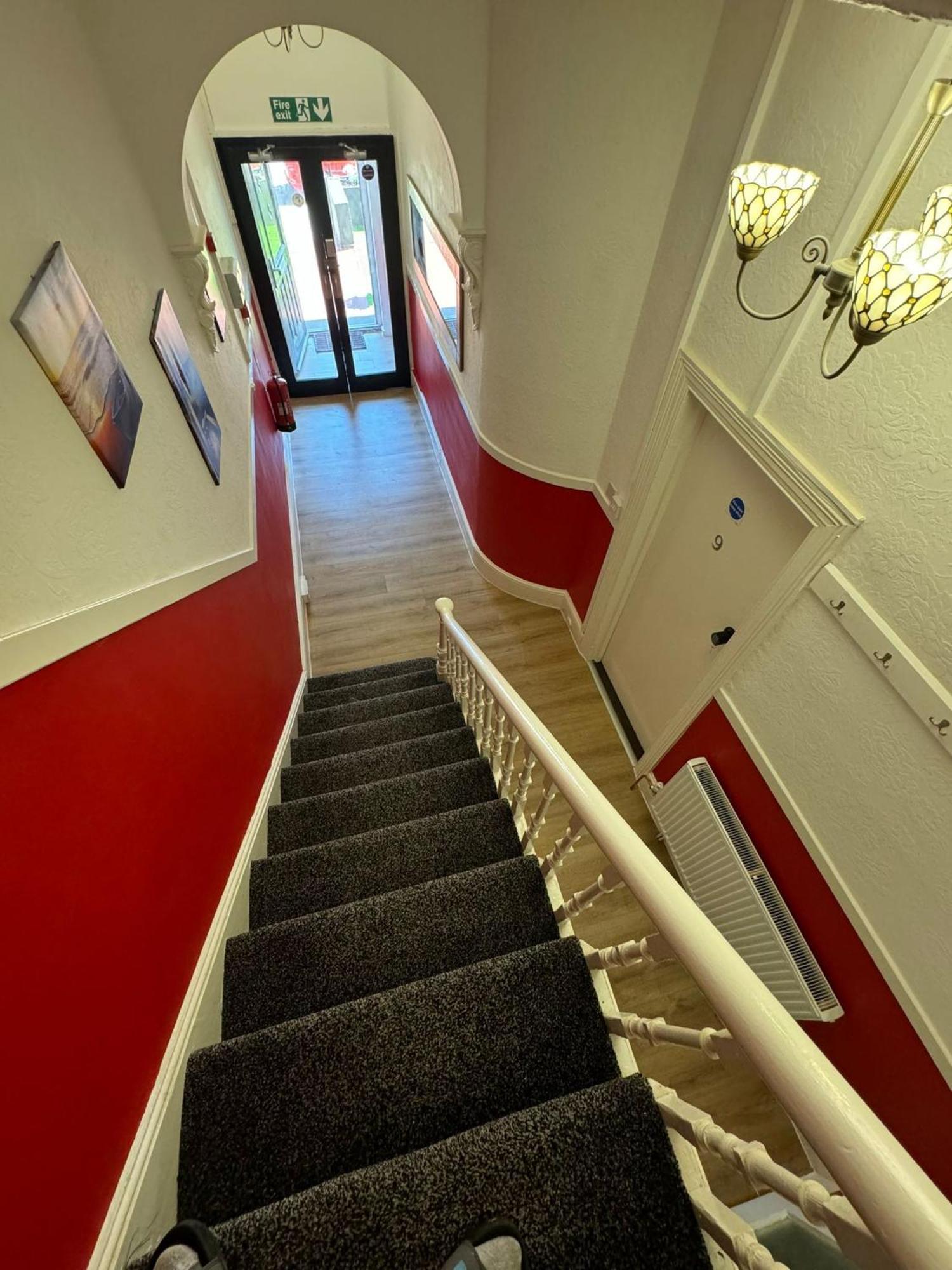 The Paradise Guest House Great Yarmouth Exterior photo